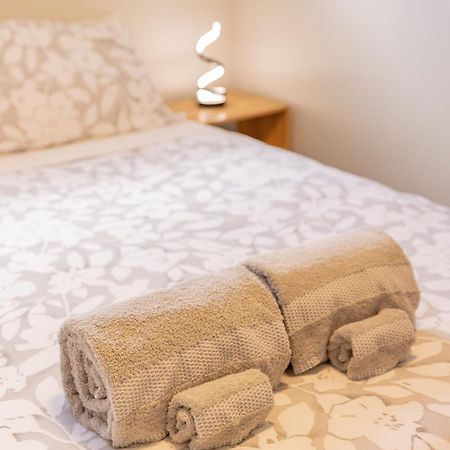 Back Garden Flat With Free On Street Parking And Fiber Wifi - 15 Mins To Ferry, Stadium, Cbd Wellington Buitenkant foto