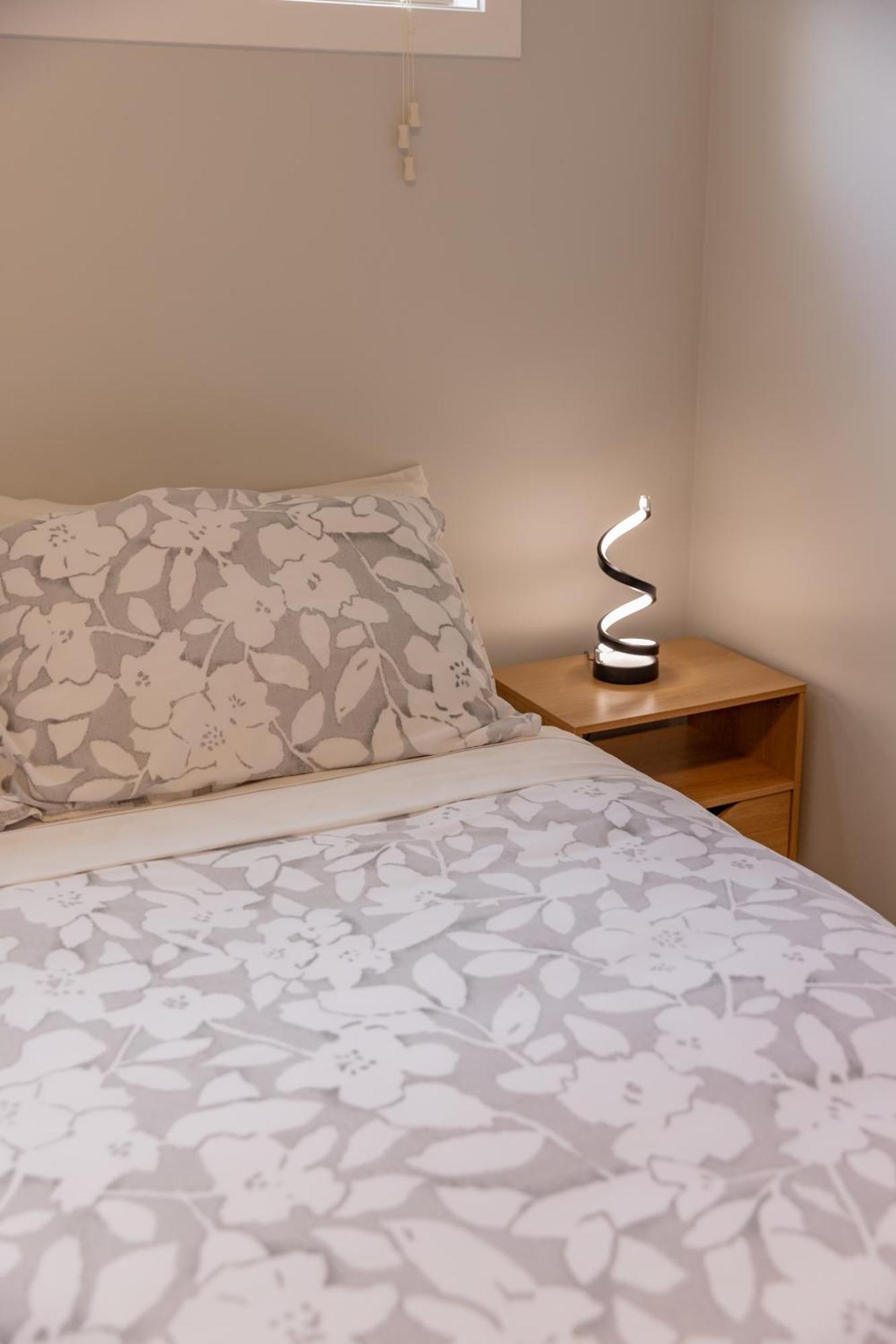 Back Garden Flat With Free On Street Parking And Fiber Wifi - 15 Mins To Ferry, Stadium, Cbd Wellington Buitenkant foto